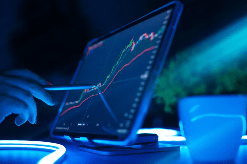 Leveraging market trends: coaching insights for growth opportunities